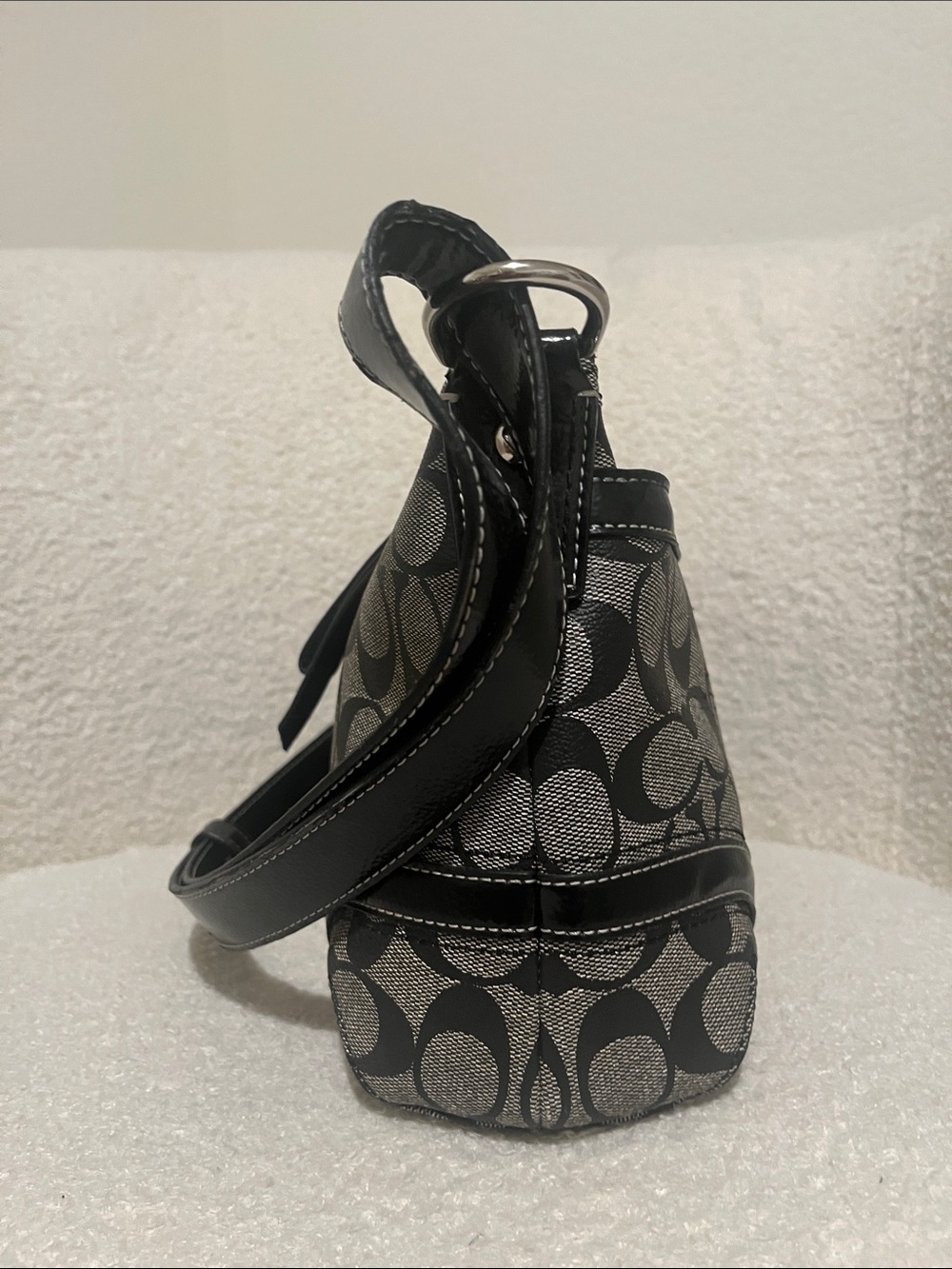 Coach Black and Gray Signature Shoulder Bag - Picture 2 of 10